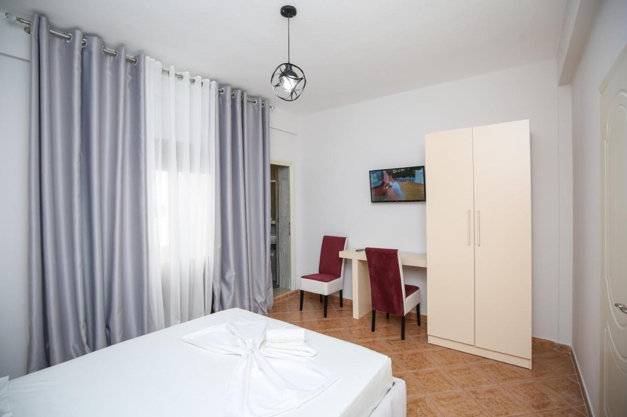 Hotel Vila Stefa Vlorë Eksteriør billede