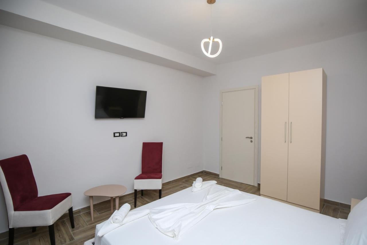 Hotel Vila Stefa Vlorë Eksteriør billede