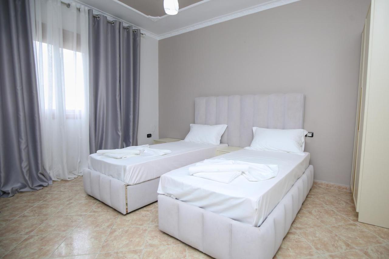 Hotel Vila Stefa Vlorë Eksteriør billede