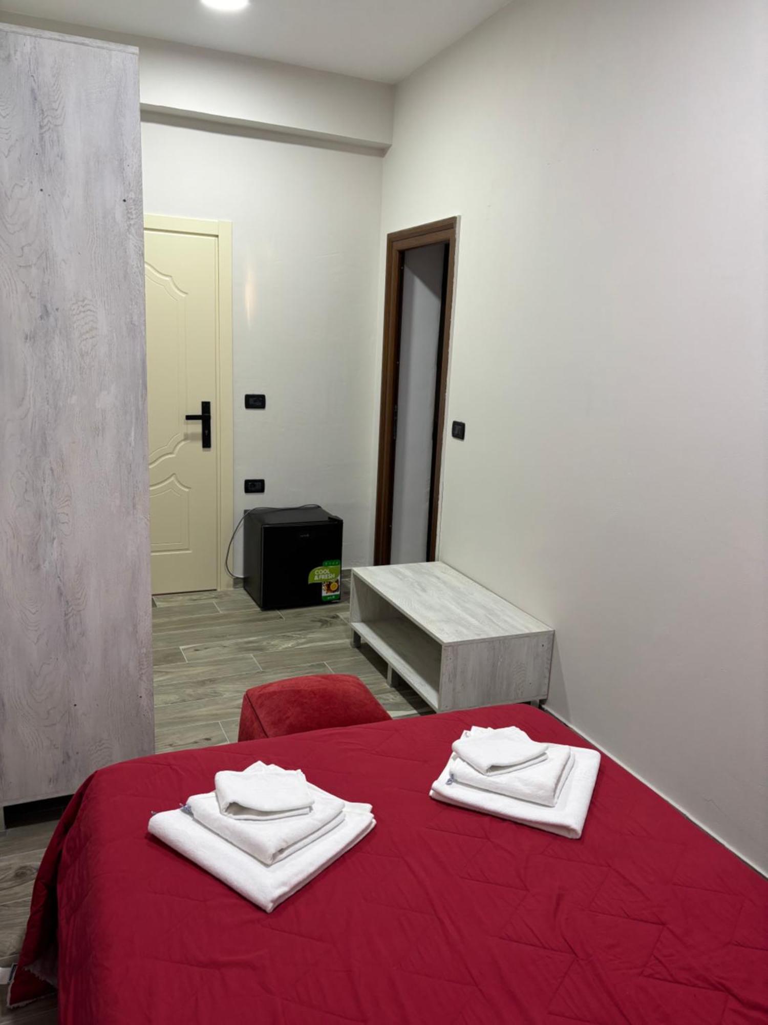 Hotel Vila Stefa Vlorë Eksteriør billede